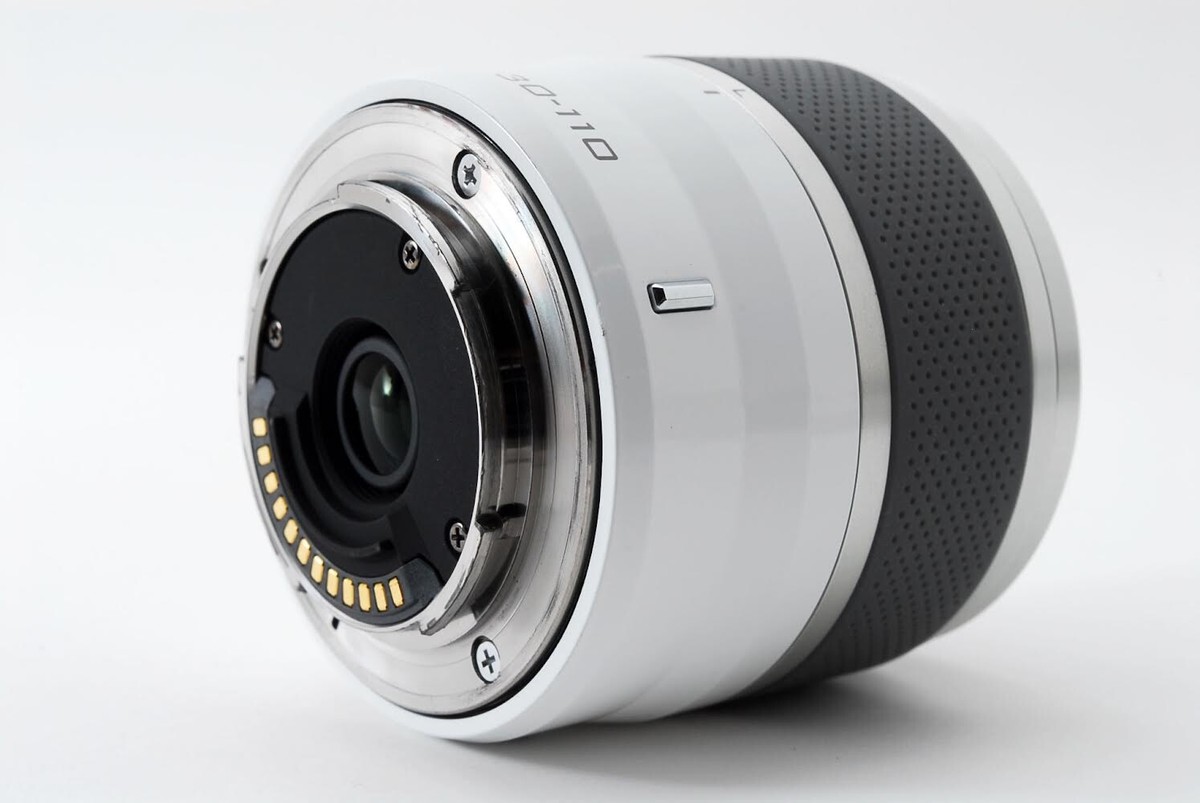 Nikon 1 J1 mirrorless camera W. 30-110mm / 10-30mm VR Lens Kit