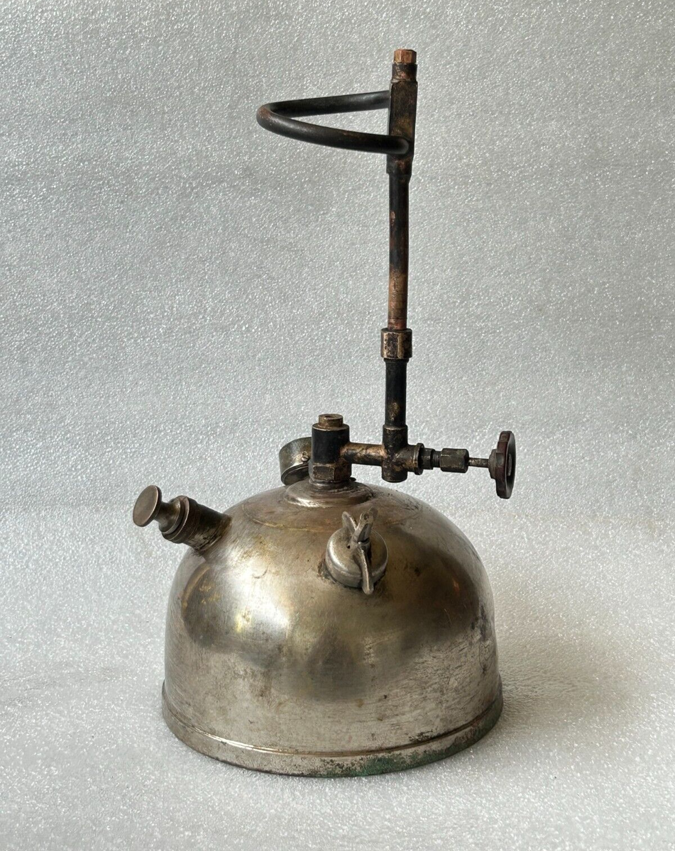 ライト・ランタン EFAR 608 OLD VINTAGE EFAR 608 PRESSURE KEROSENE 300 CP LANTERN LAMP MADE IN