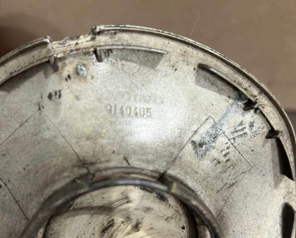 ✅1993-2000 Volvo S70 V70 850 оригинальный серебристый центральный колпак колеса 9140405 - Изображение 3 из 3