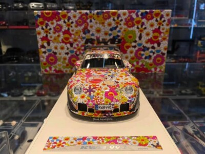 SUPER RARE* VIP Model 1/18 Porsche 911 993 RWB Takashi Murakami