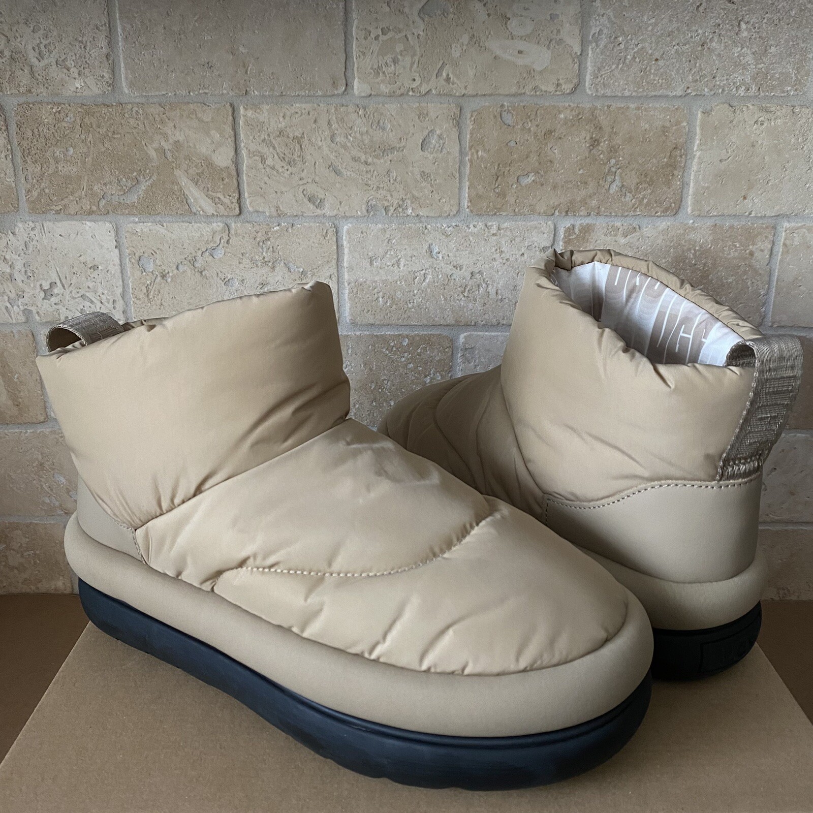 PANTOFOLA D’ORO STIVALETTI UGG CLASSIC MAXI MINI SEMI DI SENAPE SLIP ON PUFF TAGLIA US 7 DONNA