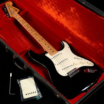 Used FENDER / 1973 Stratocaster Black 417039 Electric Guitar