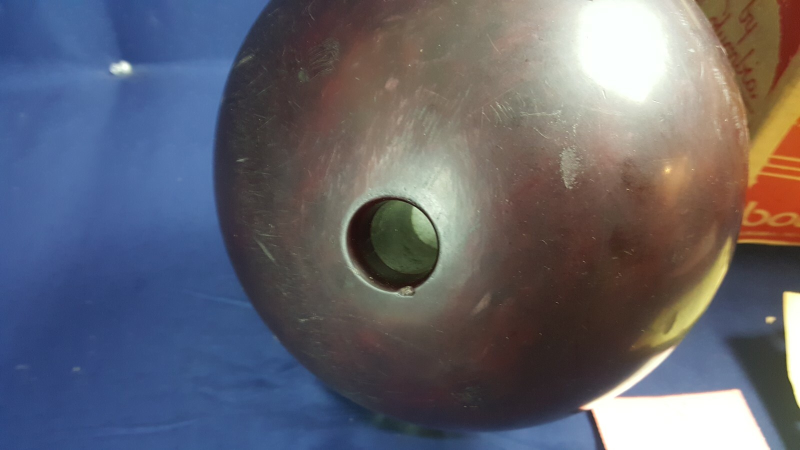 Vintage Columbia 300 Yellow Dot Bowling Ball Burgundy HOF Bowler