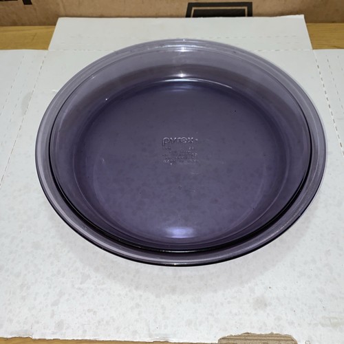 Pyrex Purple Amethyst Pie Plates Dish 9.5” #209