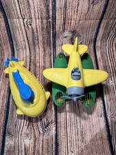 Green Toys set of bath toys airplane & Submarine Made in USA Recycled Plastic