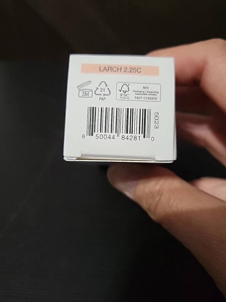 OGEE Weightless Mineral Moisturizer Complextion Perfecting Tinted Serum Larch  - Image 4 of 4