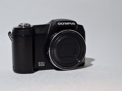 Olympus Stylus SZ-17 24x HD Digital Camera - Black - 2 batt. incl.- Fully tested