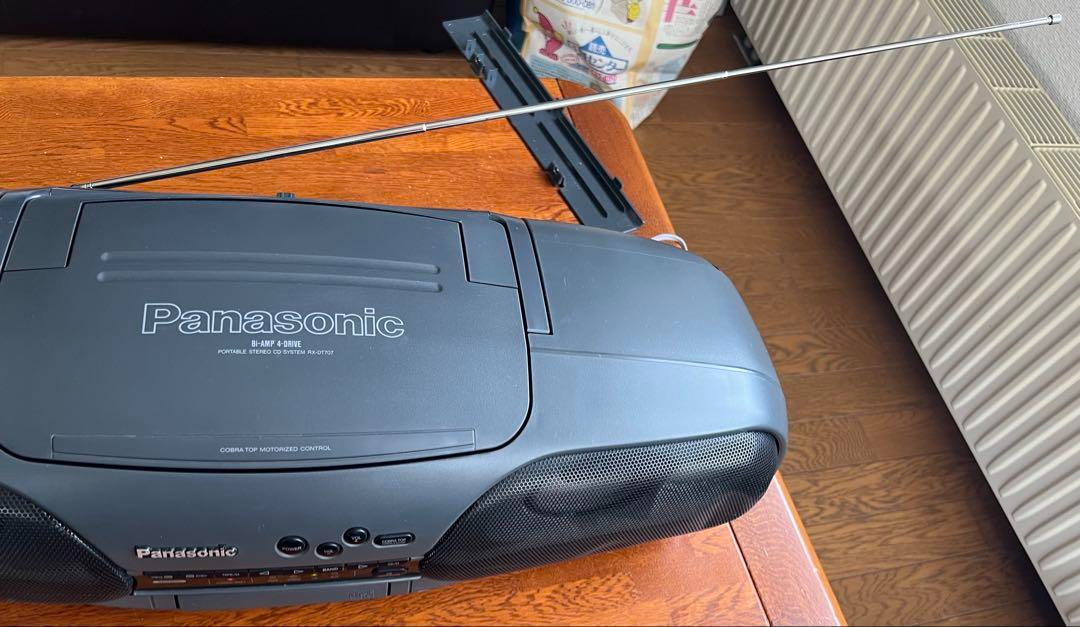 ジャンク Panasonic RX-DT75 ポータブル ステレオ CDシステム Panasonic パナソニック RX-DT75 ポータブルステレオCDシステム