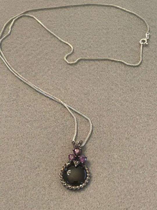 ONYX, MARCASITE & AMETHYST PENDANT ON a 24" .925 STERLING SILVER BOX CHAIN
