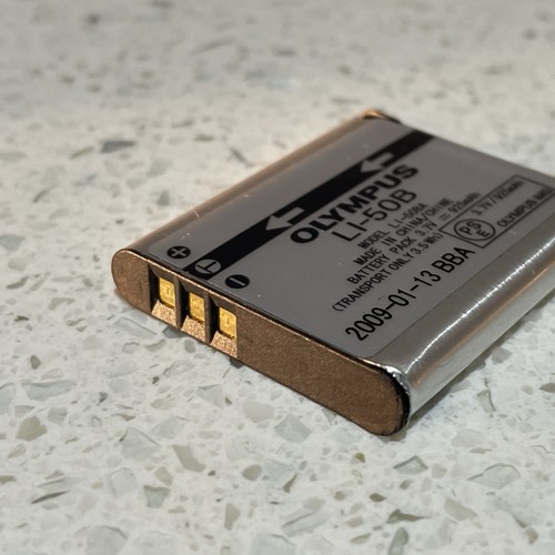 Genuine OLYMPUS Battery LI-50B For Digital Camera. - Picture 6 of 7
