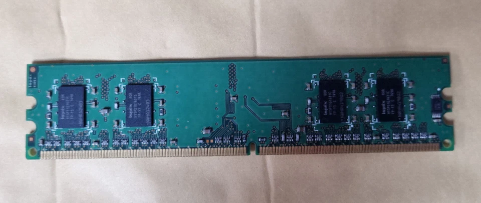 0048 ..... Hynix 512MB 1Rx16 PC2-5300U-555-12  HYMP164U64CPS-Y5 AB-C - Image 2 of 2