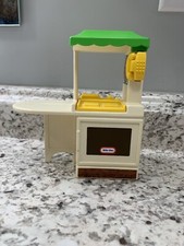 Vintage Little Tikes Dollhouse Furniture Kitchen Island Stove Sink Phone Oven