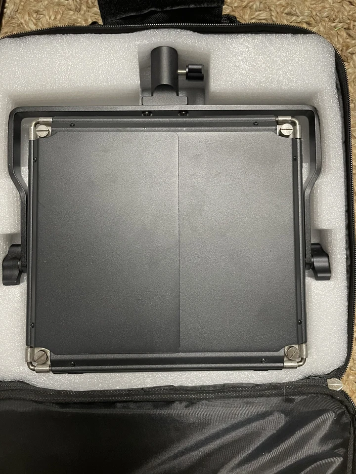 NEEWER NL660 Bi-Color LED Panel  Photography And Or Videography Studio Lighting - Image 4 of 4