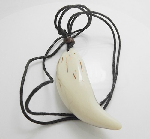 Vendo 12 piezas Elegante y Hermoso Collar Imitación Diente de Tigre Imitación Resina - Imagen 2 de 5