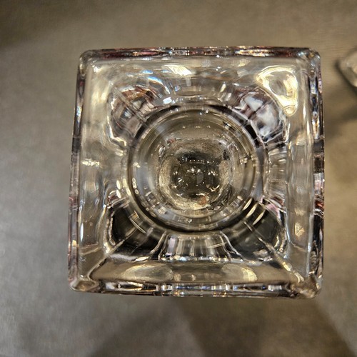 Pair of Beautiful Cut Crystal Square Column Candlestick Holders (#762) - Picture 8 of 12
