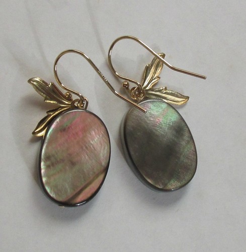 elegante graue Regenbogen Perlmutt Blatt Charm Ohrringe Gold 585 14K GF Atelier - Picture 5 of 12