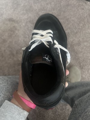 Size 11.5 - VANS Rowan black new with box