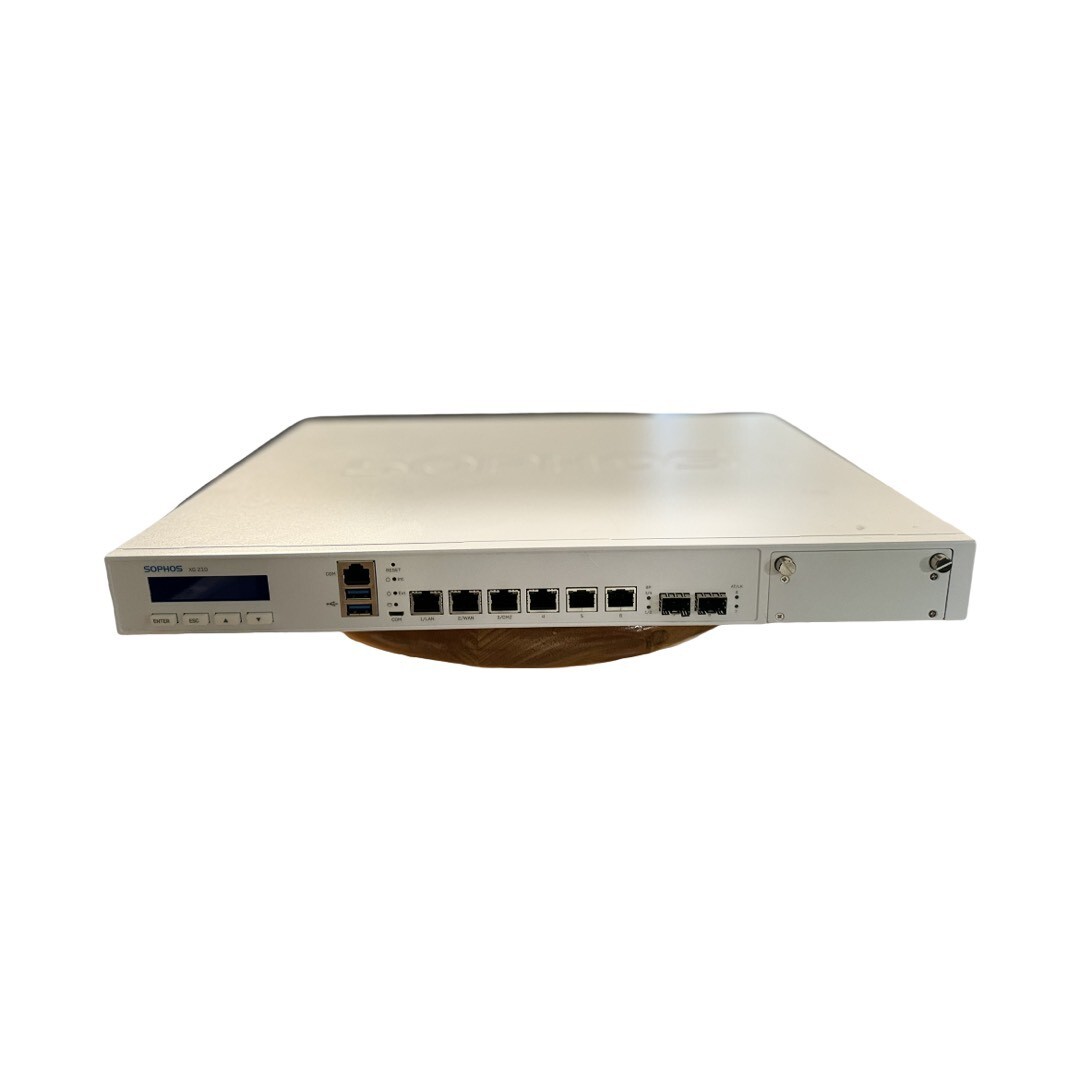 Sophos XG210 ファイヤーウォール￼ s-l1200.jpg