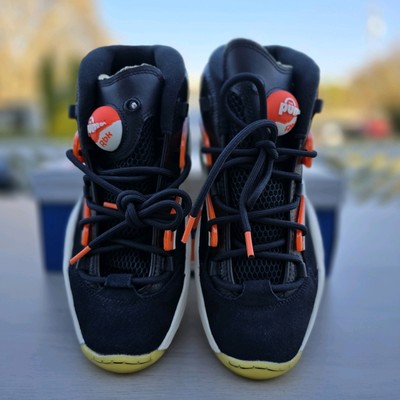 Size 9 - Reebok Question Pump Basketball H06496 