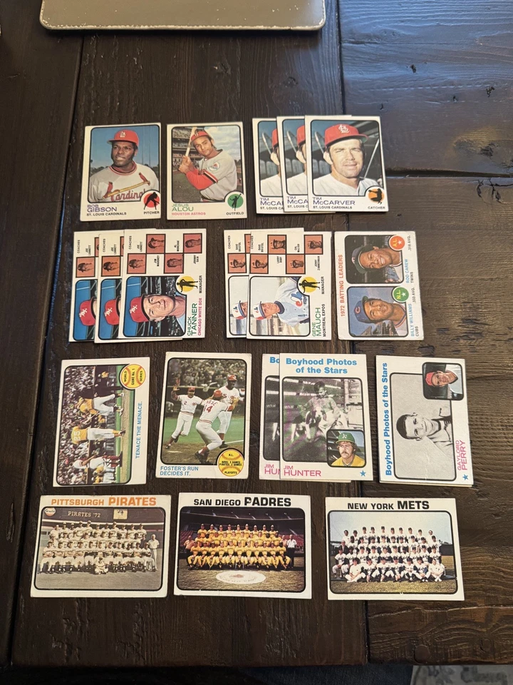 Lote de 135 tarjetas dobles de béisbol Topps 1973, aprox 75+ diferentes. En muy buen estado Foto 2 de 2
