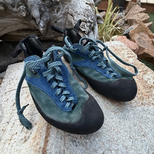 Red Chili Spirit Climbing Shoes Mens 9 EU 43 ...