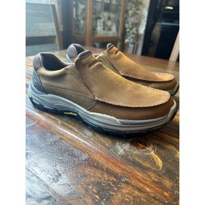 Skechers Relaxed Fit Mens 9.5 Brown Leather Slip On Loafers 204321 Goodyear Sole Amazon.com | Respected - Lowry Goodyear Rubber Low Profile  main image 2