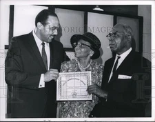1968 Press Photo Mayor Carl Stokes present Hough Home Improvement - cva43465