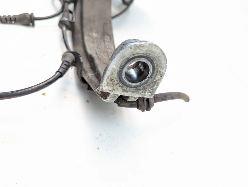 2007-2010 Audi Q7 Front Right Passenger Side Spindle Knuckle 7l0 407 258 Foto 4 de 4