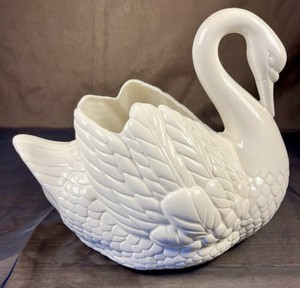 Vintage Swan Vase | eBay