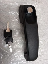 040-0600 TriMount Push Button Handle