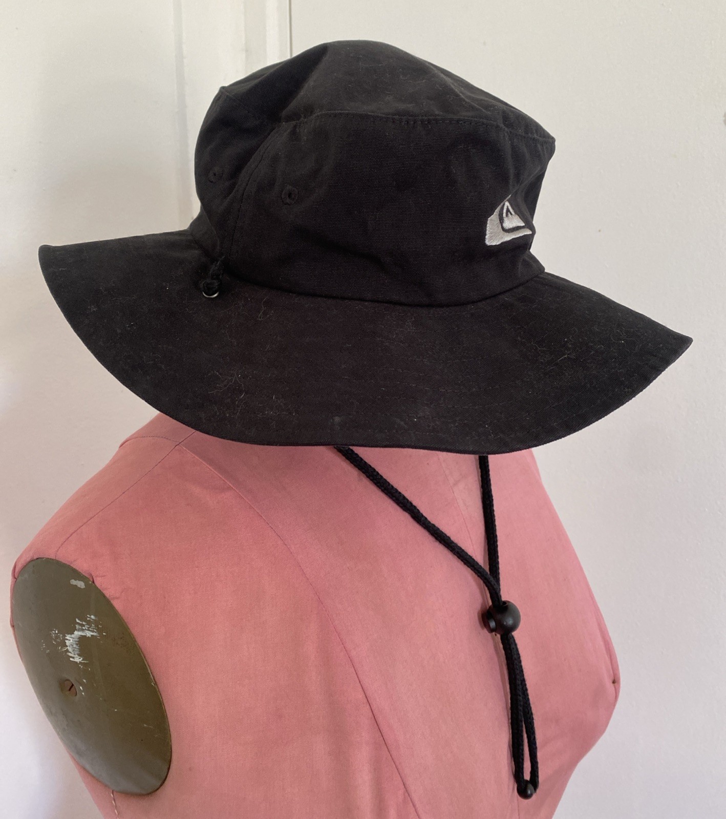 Quicksilver Bucket Wide Brim Sun Hat Beach Sun Travel Black 