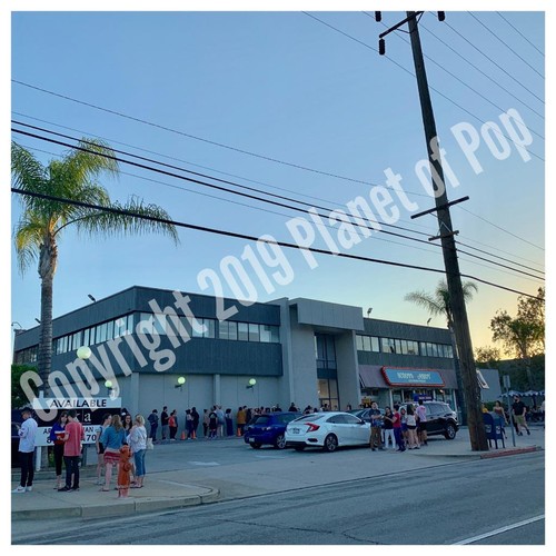 Stranger Things 2019 Scoops Ahoy! Empty Ice Cream Quart Baskin Robbins LAST ONE! - Picture 10 of 10