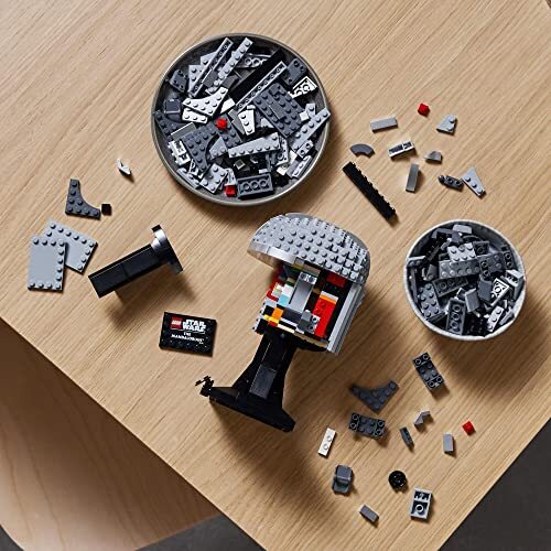 LEGO 75328 Star Wars Mandalorian (TM) Helmet - Picture 6 of 6