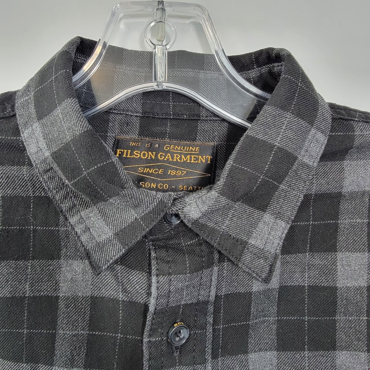 Filson Lightweight Alaskan Guide Shirt Men's XS Black/Charcoal