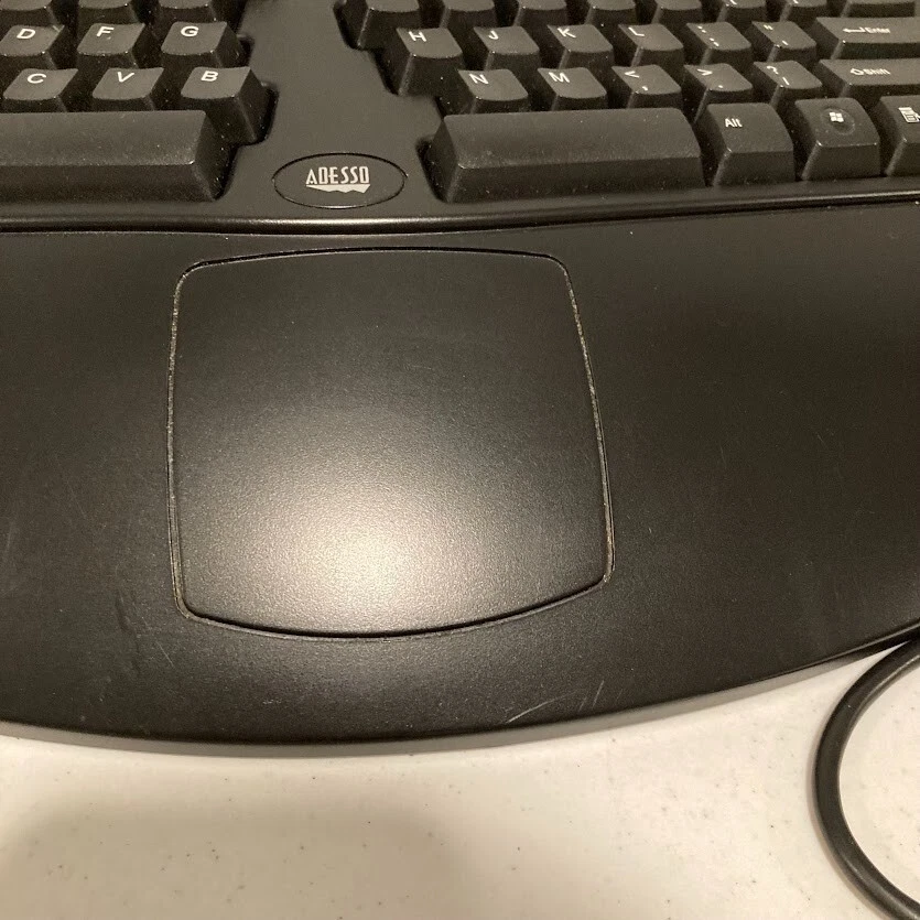 Adesso ERGONOMIC Wired Keyboard PCK-208B Contoured Black Gaming Media TESTED - Image 3 of 4