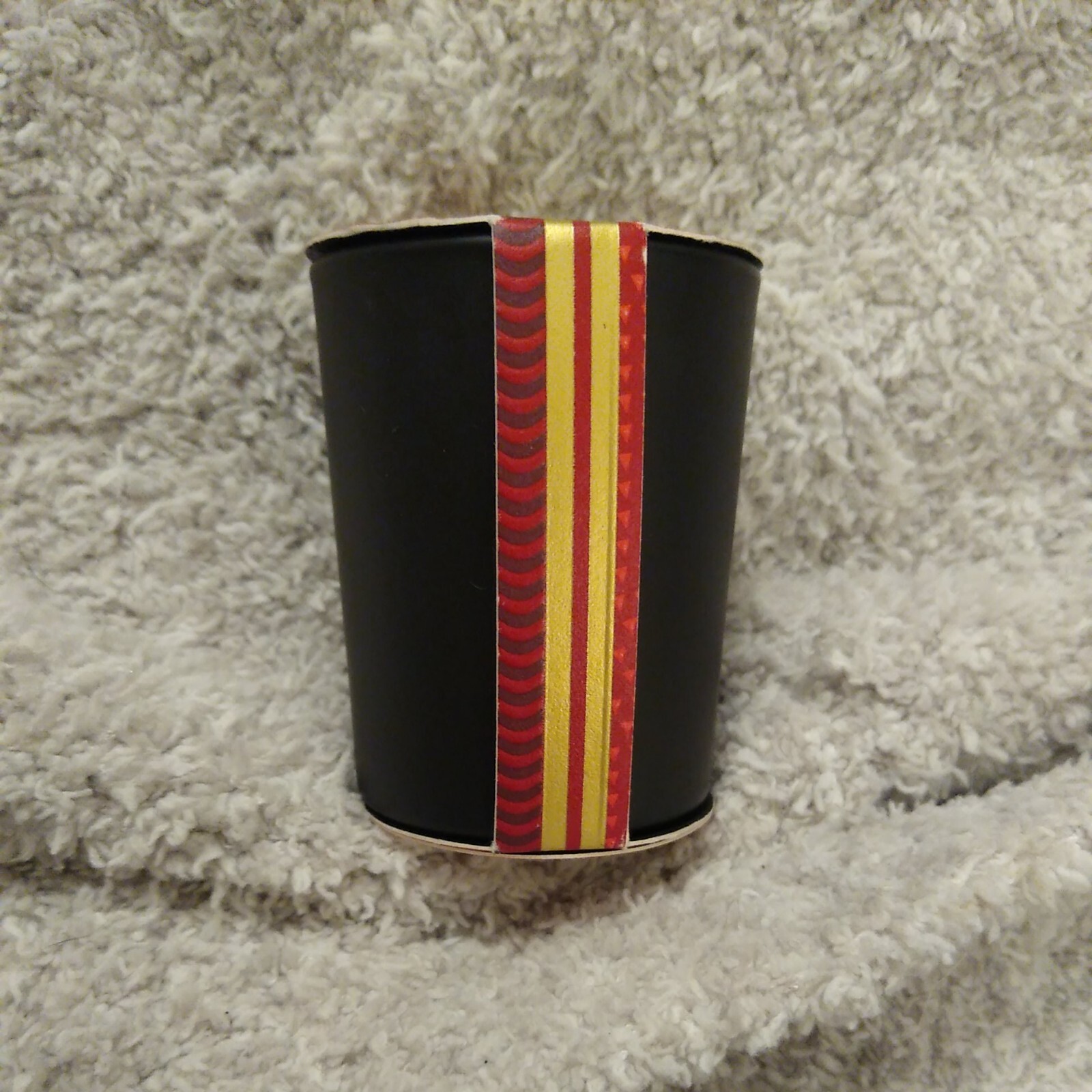 7x NEST NEW YORK HOLIDAY SCENTED CANDLE 27 g /0.95 oz Each for sale