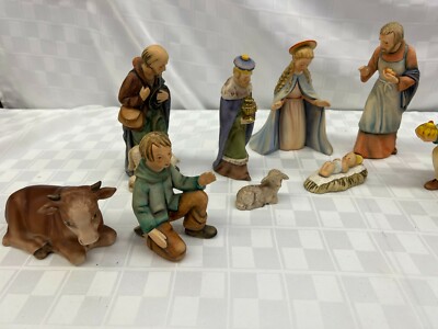 Goebel Hummel 214 13 Piece Nativity Set-with Goebel Sacrart HX83 