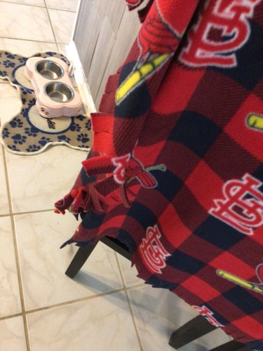 St Louis Cardinals fleece throw - Picture 3 of 5