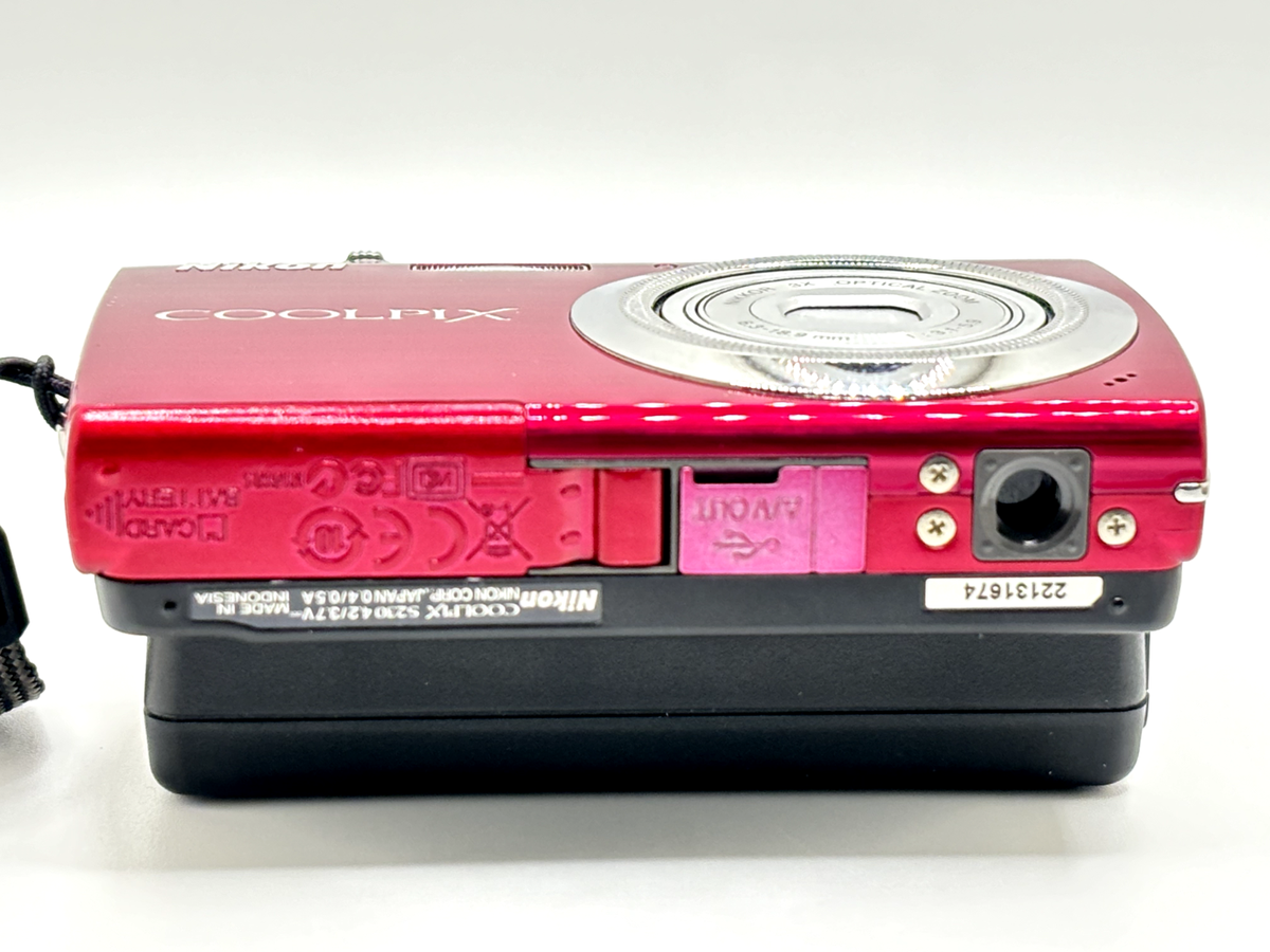 Mint] Nikon Coolpix S230 10.0MP Touch Panel Compact Digital