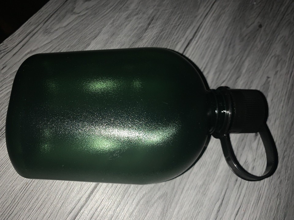 Nalgene Sustain Oasis Narrow Mouth 32 oz Green Canteen Water Bottle w