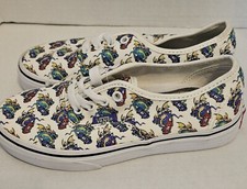 VANS OFF THE WALL Dragon on Pirate Skateboard Youth Size 2.5 Brand New