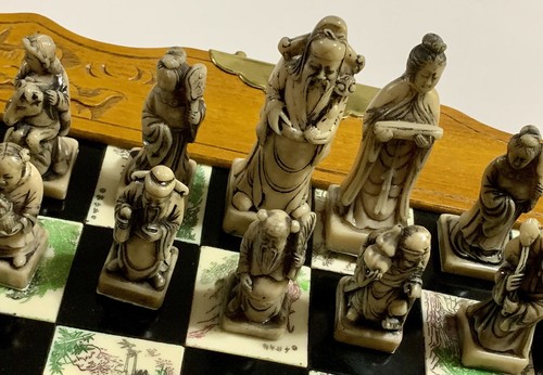 Vintage Japanese Handmade Folding Chess Set Engraved & Carved Scenes Pieces Wood - Picture 18 of 22