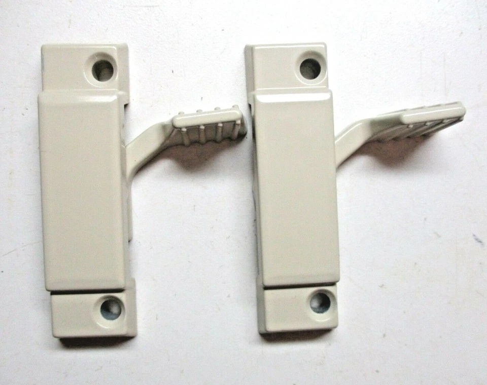 2 cerraduras de marco de pestillo de barrido de zinc beige para ventana corredera labio de 1/8" 2-1/4 centros 9/16SB Foto 3 de 4