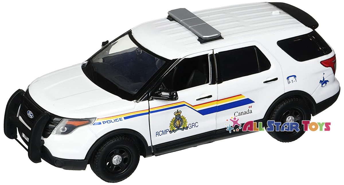 MOTORMAX 76961 2015 FORD POLICE INTERCEPTOR RCMP CANADIAN POLICE