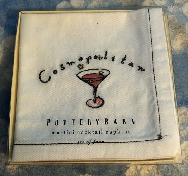 POTTERY BARN EMBROIDERED MARTINI COCKTAIL CLOTH NAPKINS SET OF 4 10