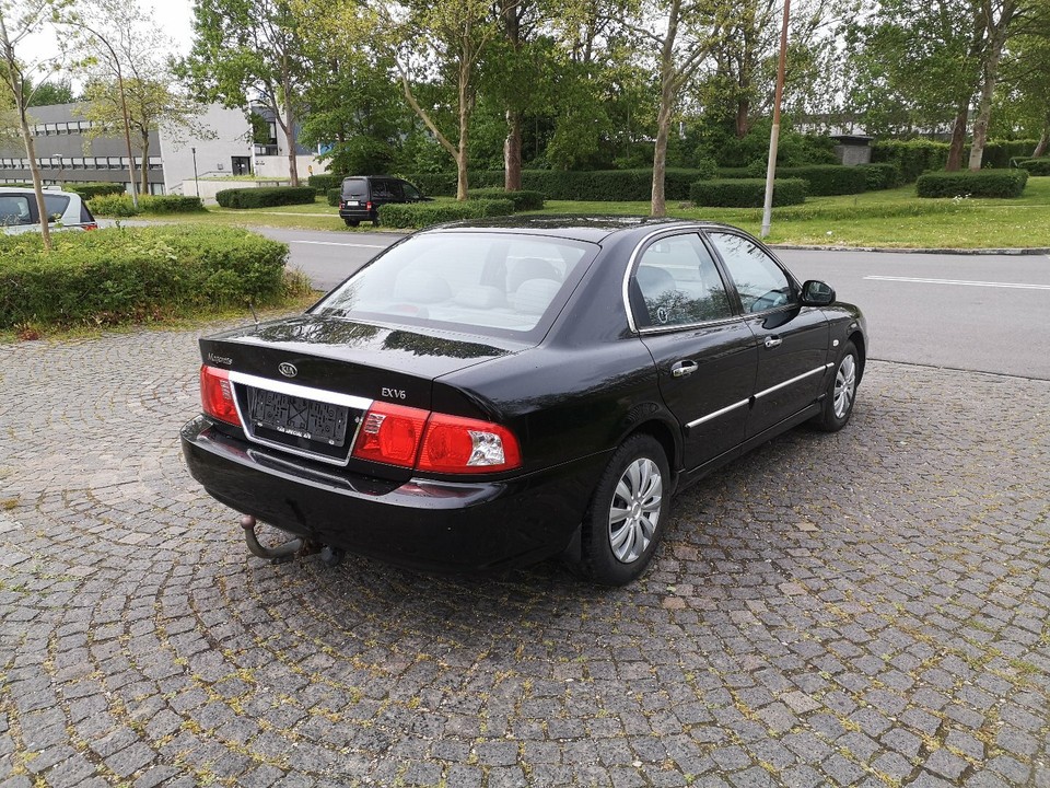 Kia magentis v6