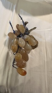 Groupe De Raisins En Albâtre Violet - Sculpture Italienne Vintage, Taille 9 Pouces, Occasion