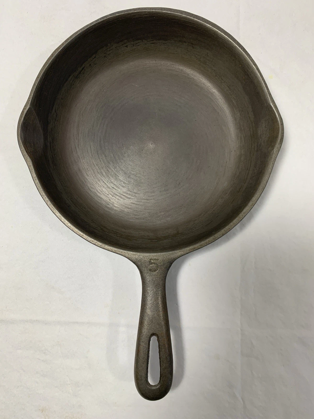Unmarked Wagner Ware No. 5 Skillet 8 Inch Cast Iron Skillet Flat Smooth Clean