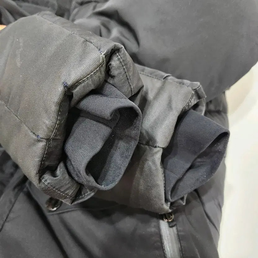 K2 Evolution Tech Monarch Down Jacket - Size 95 - image 6