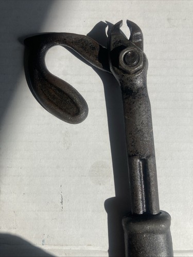 Vintage Greenlee No. 515 Cast Iron Nail Puller - Picture 2 of 3
